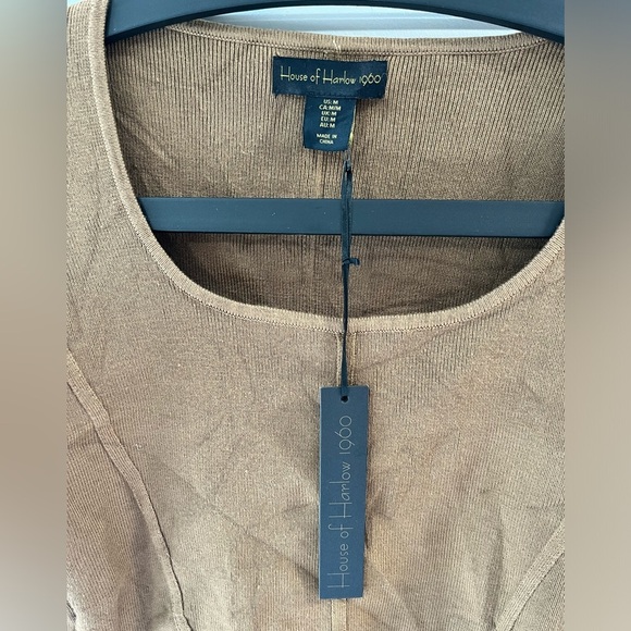 NWT House Of Harlow Cropped Long Sleeve Top - Picture 3 of 4